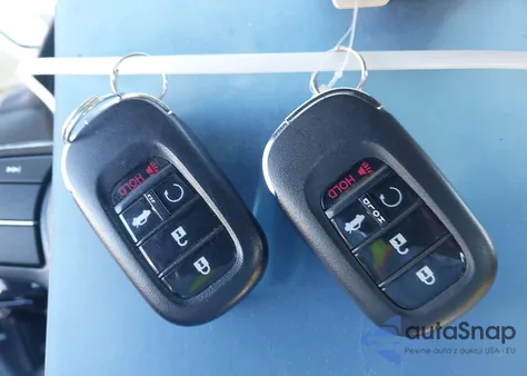 2025 Honda Accord Hybrid Sport-L z USA, uszkodzony, nr VIN 1HGCY2F74SA050484